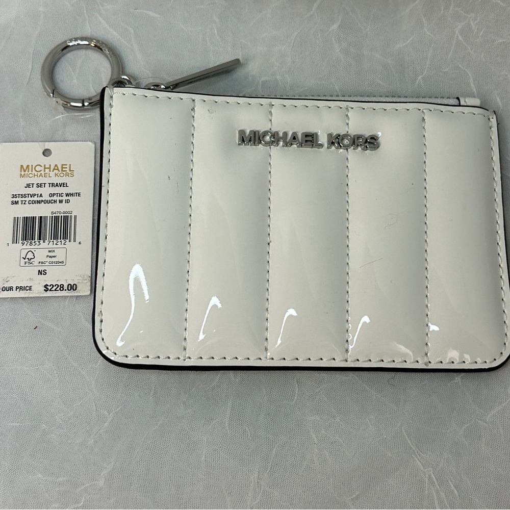 Michael Kors White Patent Leather Quilted Card Case with Silver Hardware